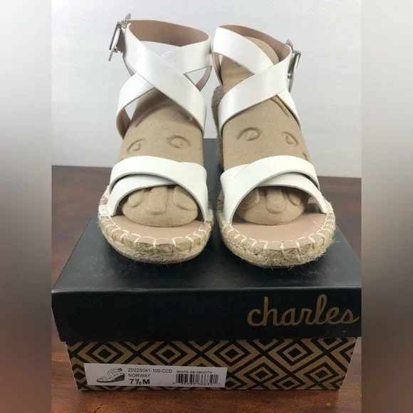 ✨EUC✨ white espadrille wedge sandal - Picture 9 of 10
